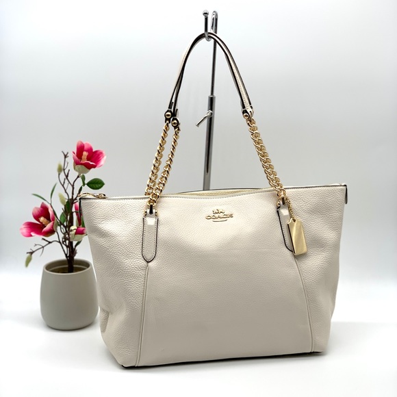 Coach Ava Chain Tote - Picture 3 of 10